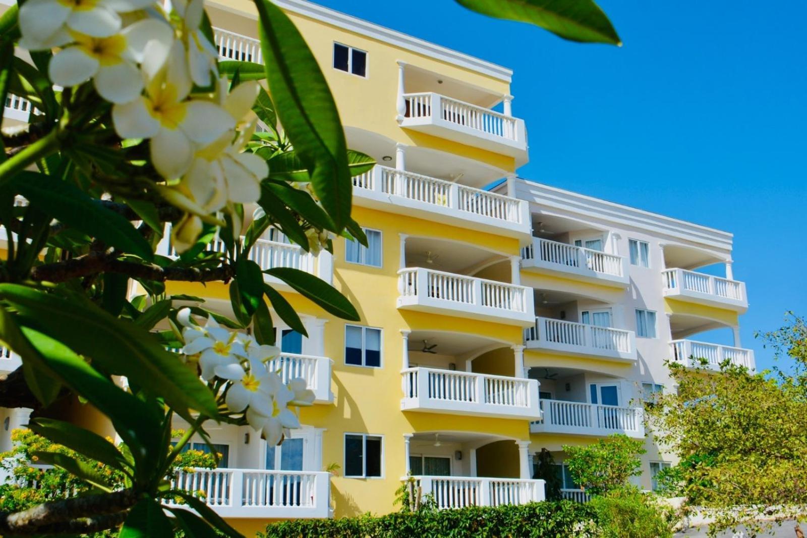 # Blue Bay Beach - Ocean View Apartments - Fully Air Conditioned # 外观 照片