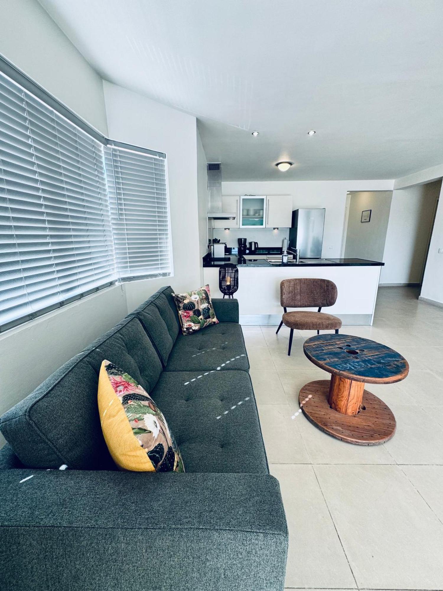 # Blue Bay Beach - Ocean View Apartments - Fully Air Conditioned # 外观 照片